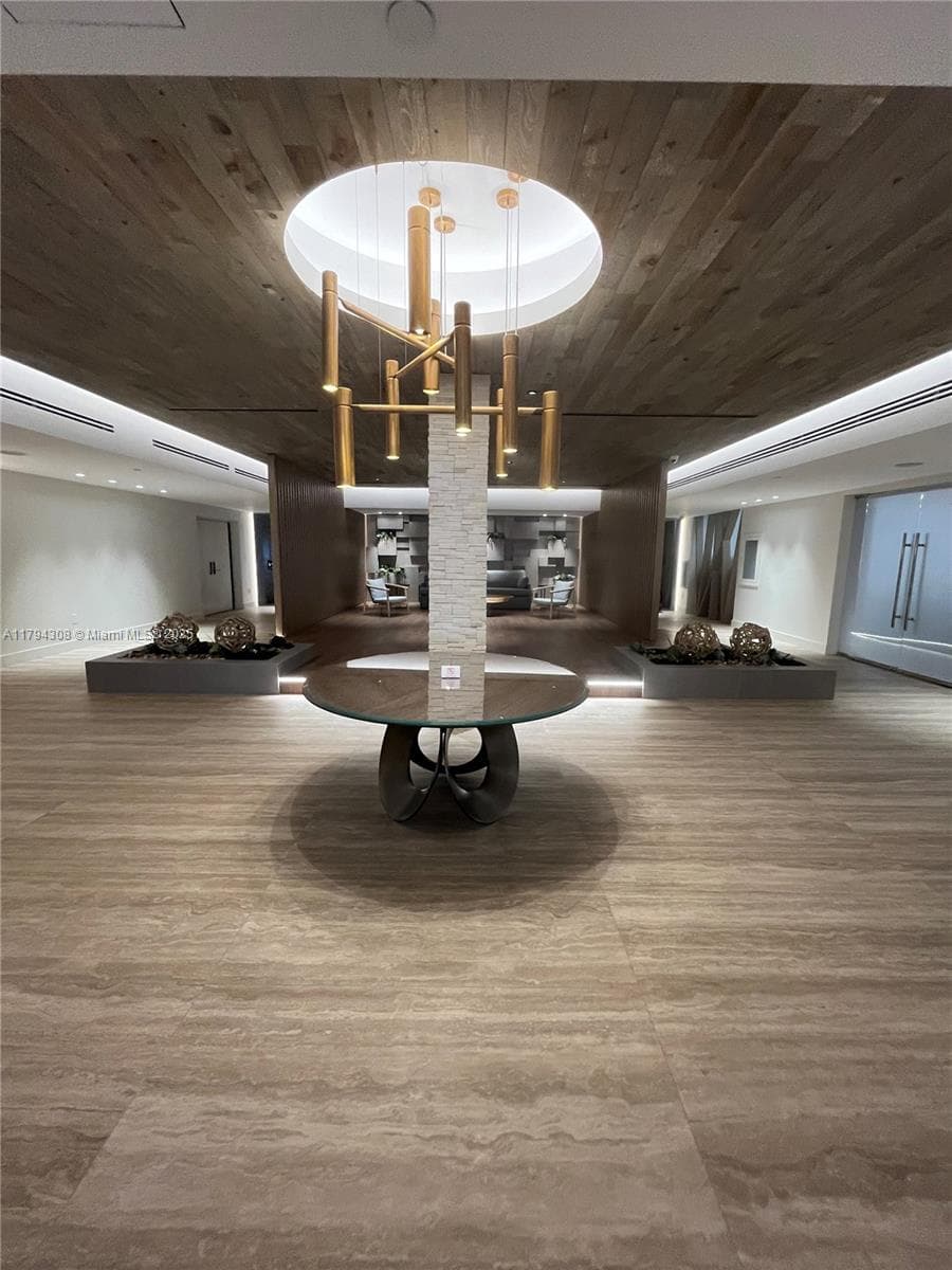 2301 Collins Ave # 326, Miami Beach FL 33139 — 21
