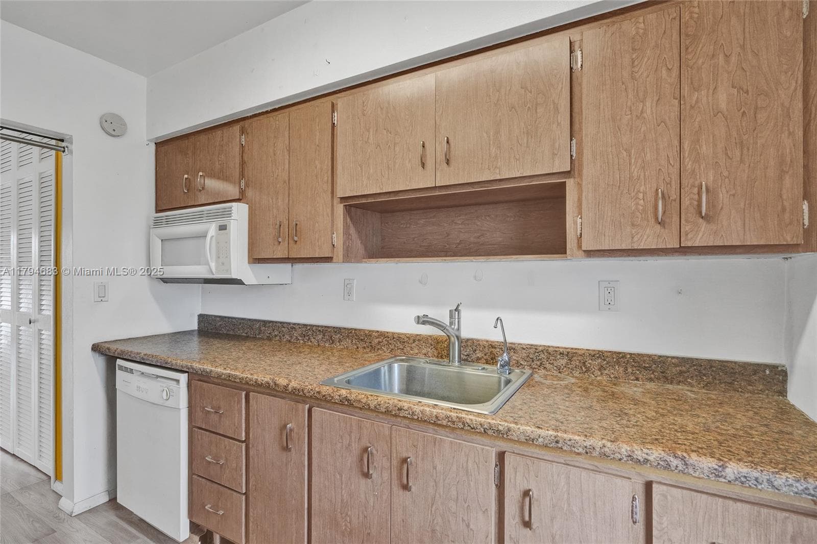 13105 Ixora Ct # 319, North Miami FL 33181 — 14