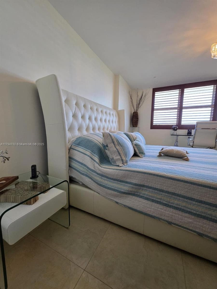 9225 Collins Ave # 1409, Surfside FL 33154 — 16