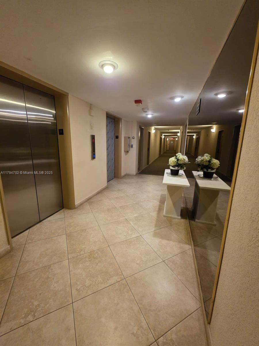 9225 Collins Ave # 1409, Surfside FL 33154 — 36