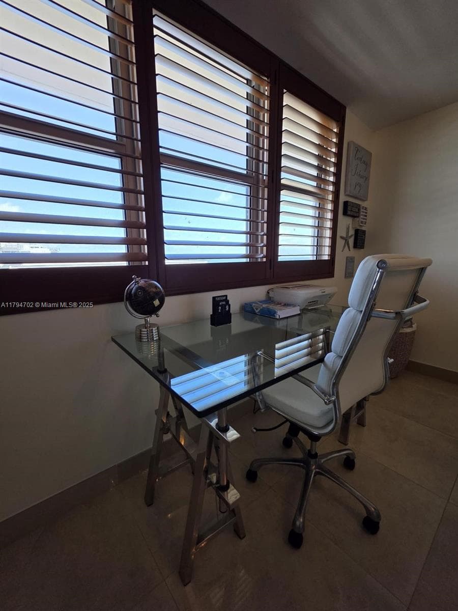 9225 Collins Ave # 1409, Surfside FL 33154 — 18