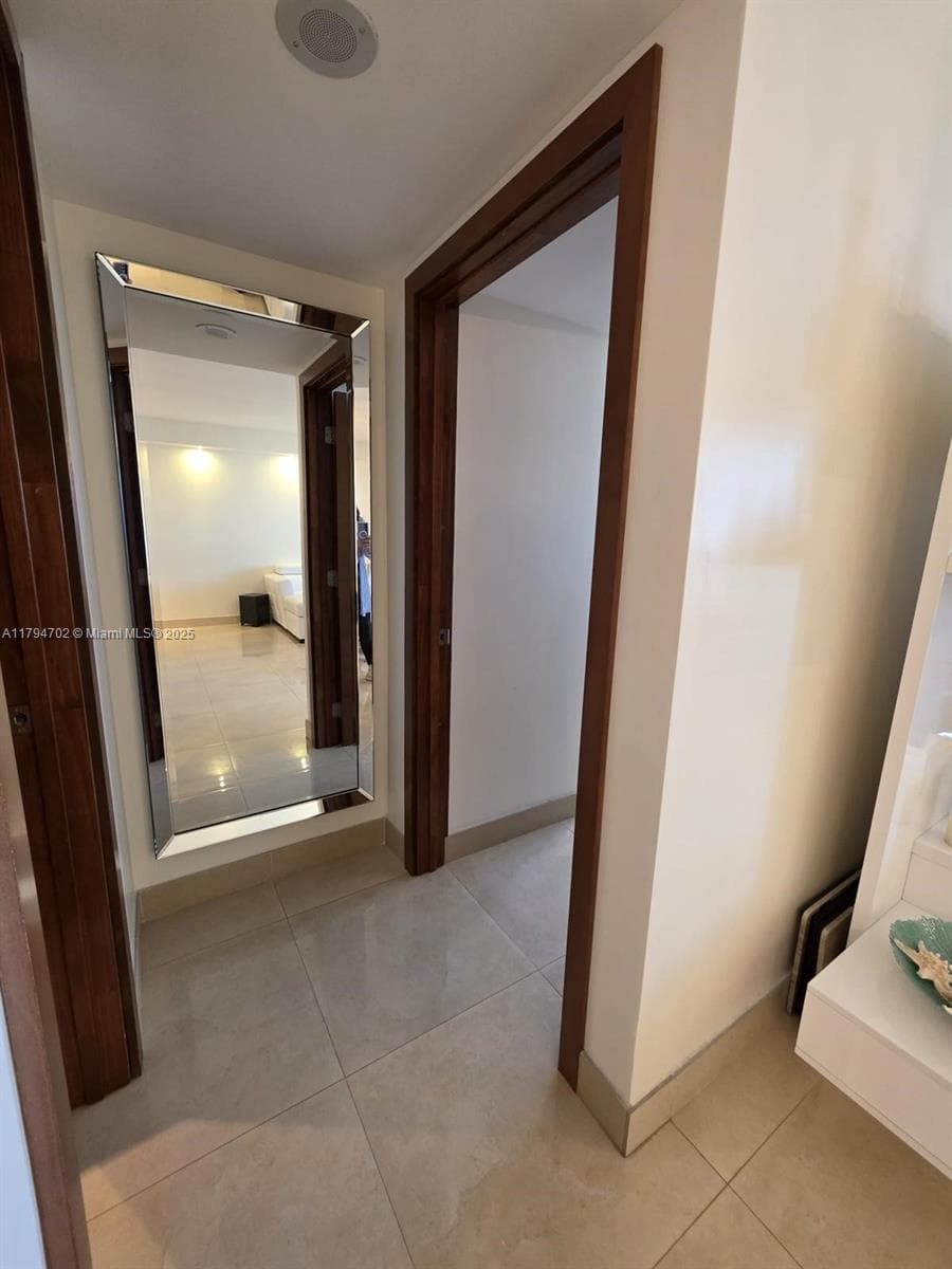 9225 Collins Ave # 1409, Surfside FL 33154 — 15