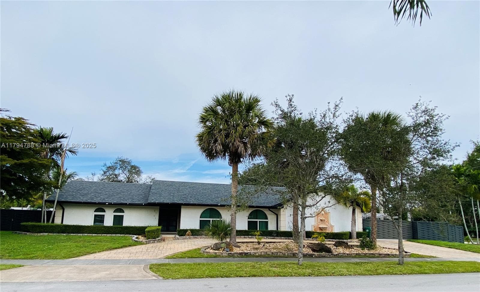 8701 SW 191st St, Cutler Bay FL 33157 — 2