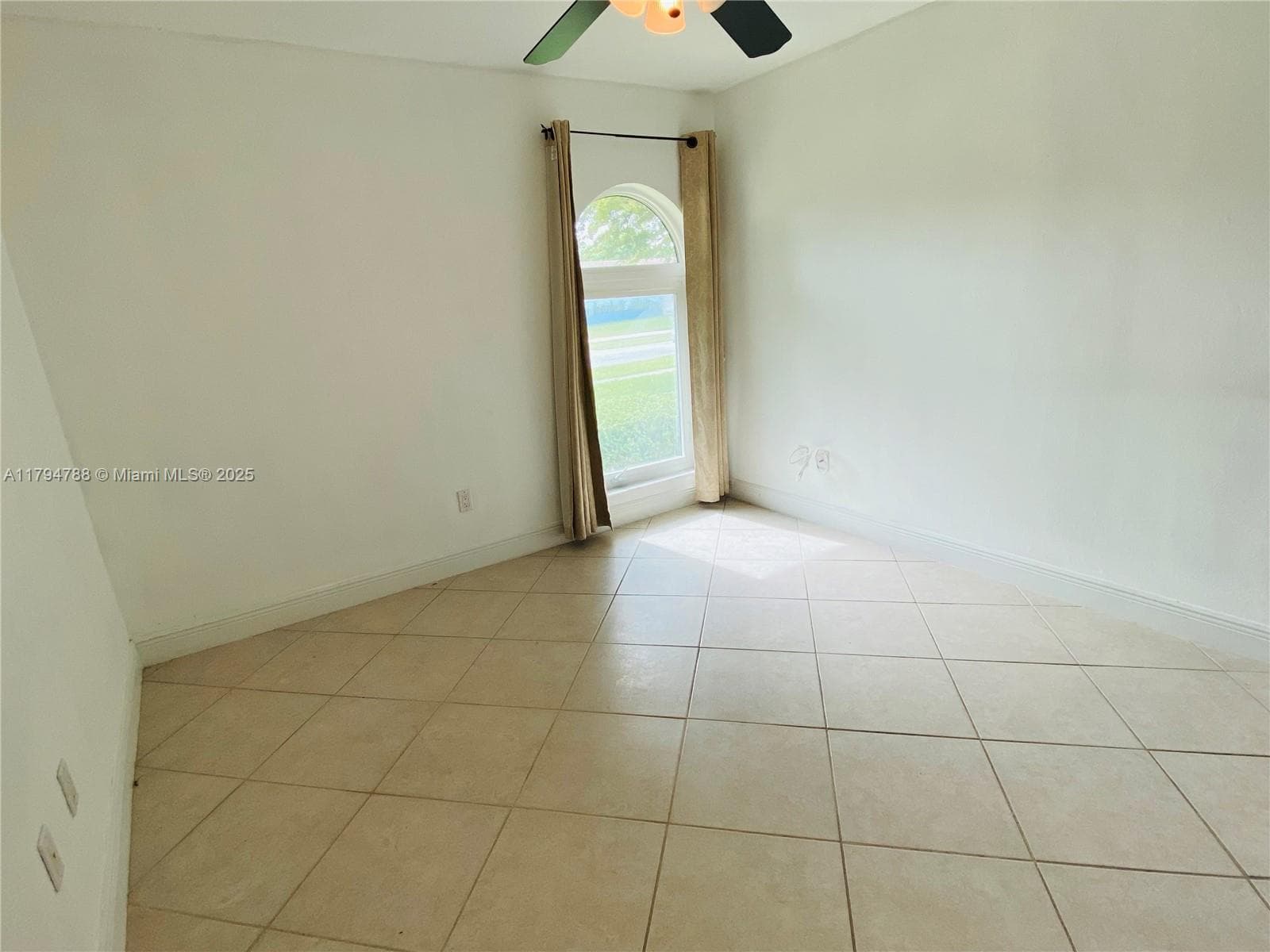 8701 SW 191st St, Cutler Bay FL 33157 — 17