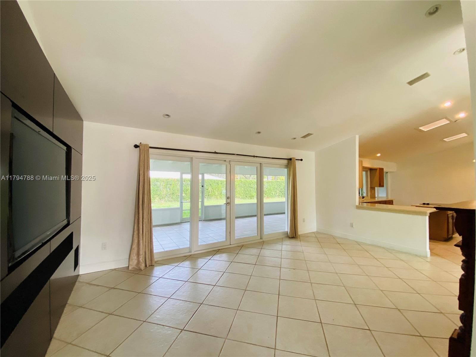 8701 SW 191st St, Cutler Bay FL 33157 — 7