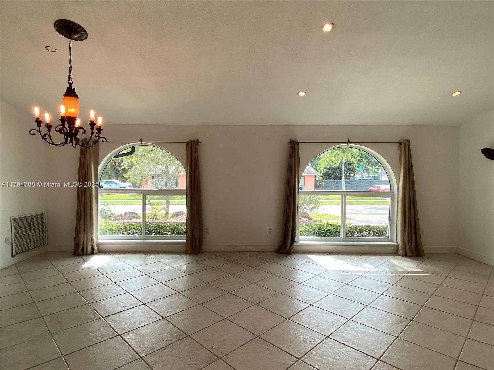 8701 SW 191st St, Cutler Bay FL 33157 — 10