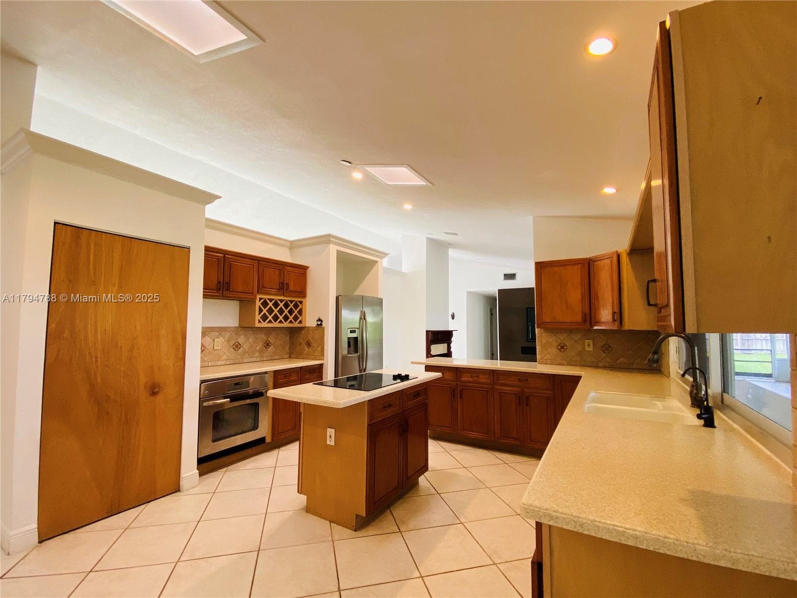 8701 SW 191st St, Cutler Bay FL 33157 — 18
