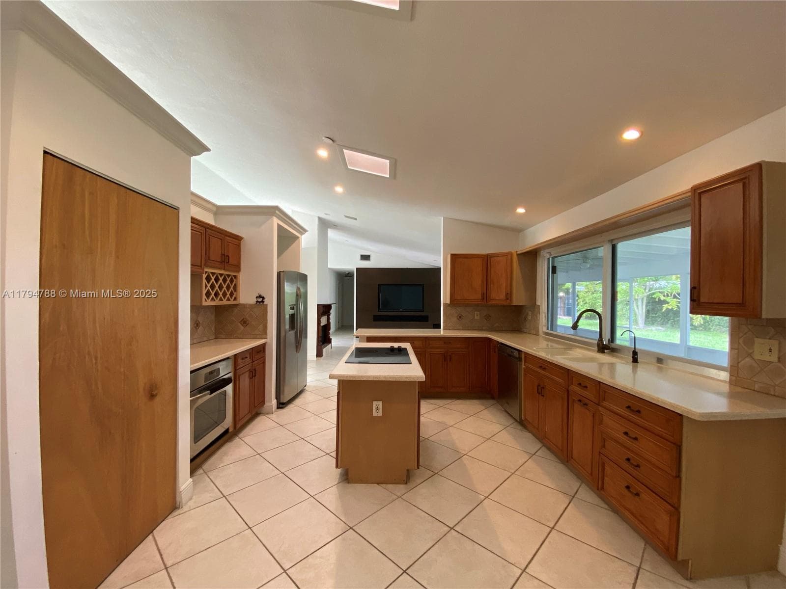 8701 SW 191st St, Cutler Bay FL 33157 — 19