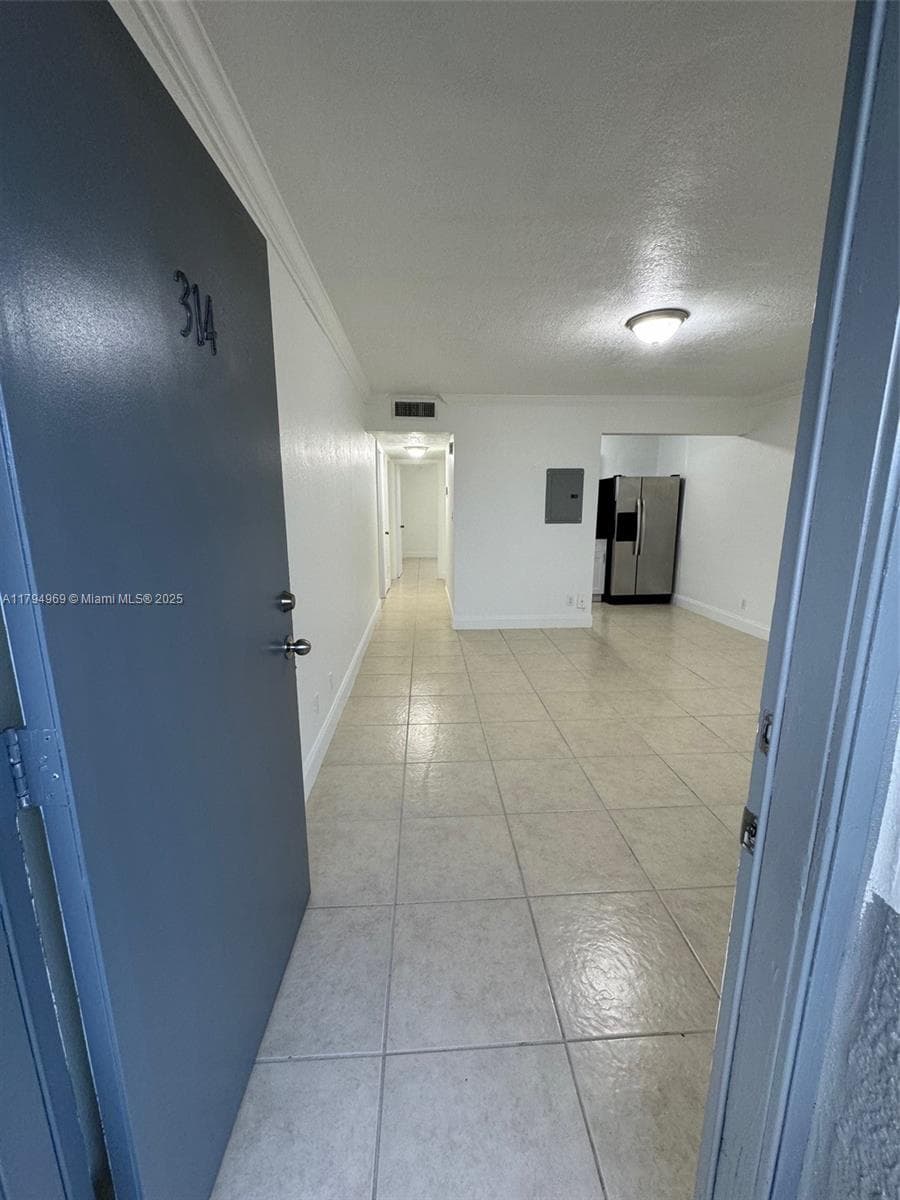 11195 SW 1st St # 314, Sweetwater FL 33174 — 11