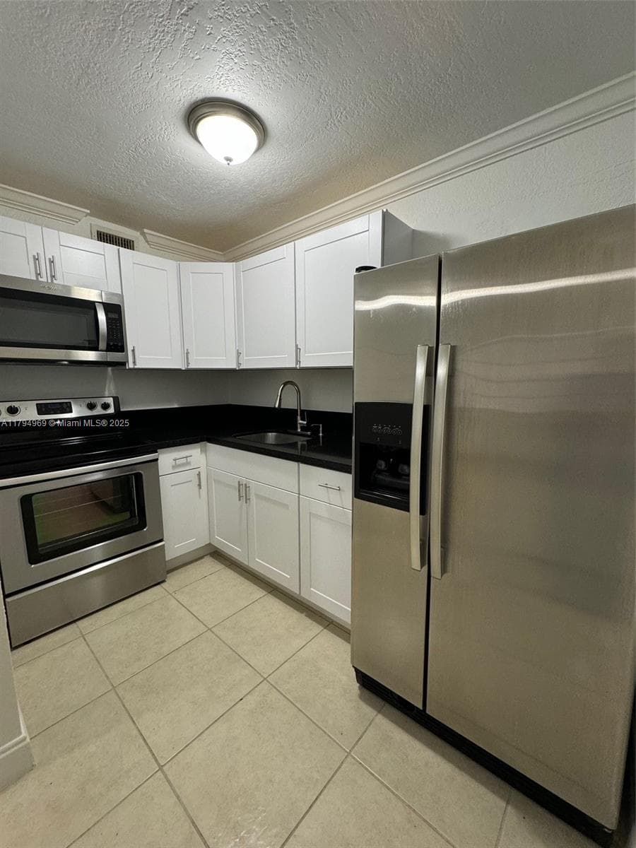 11195 SW 1st St # 314, Sweetwater FL 33174 — 4
