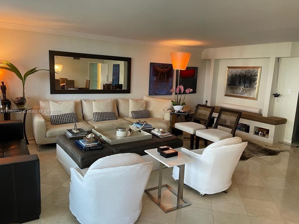 600 Grapetree Dr, Key Biscayne FL 33149 — 6