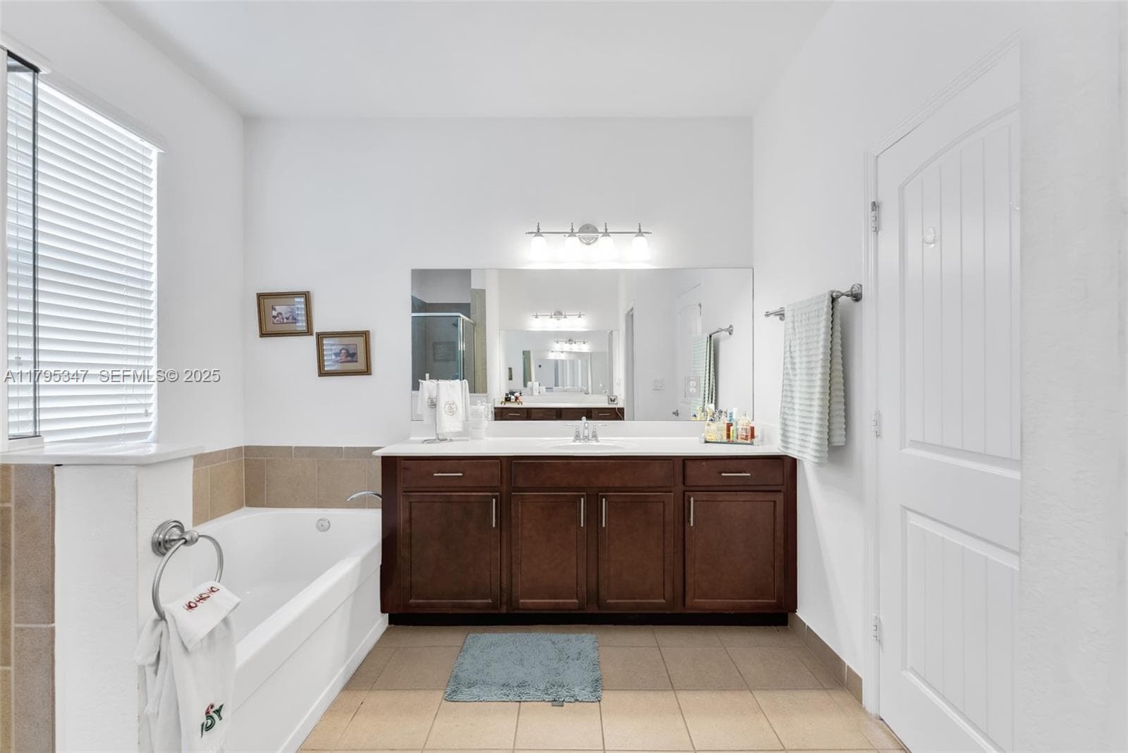 4190 NE 20th St, Homestead FL 33033 — 16