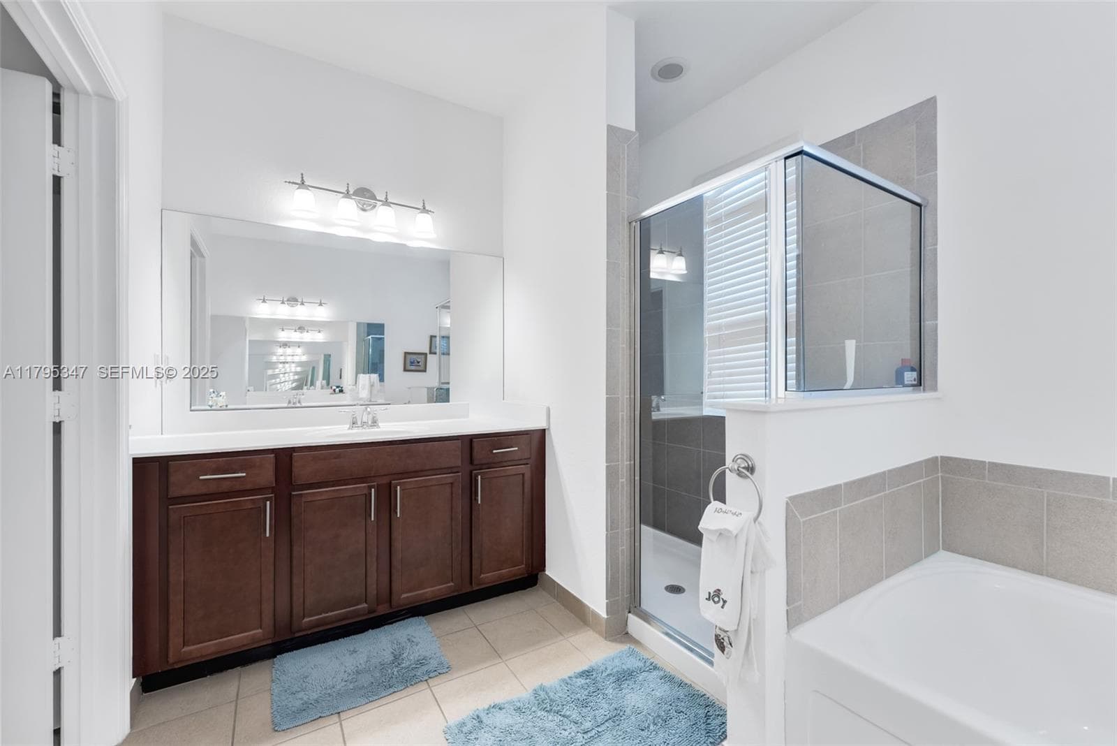 4190 NE 20th St, Homestead FL 33033 — 24