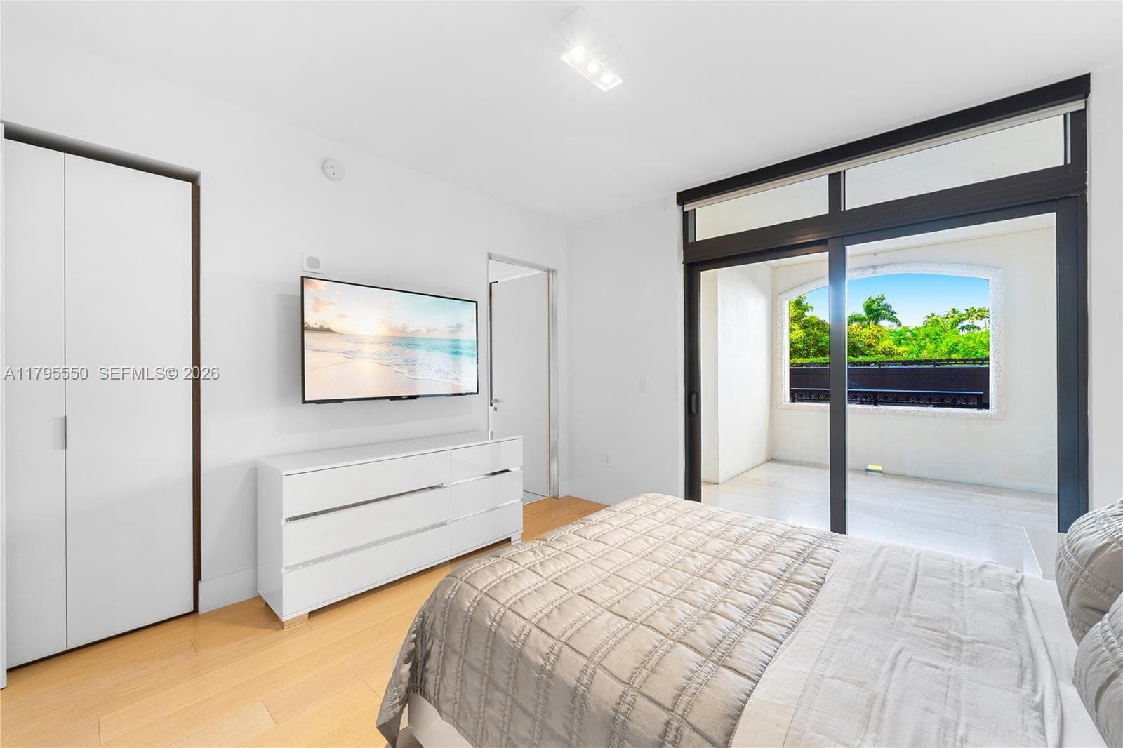 7025 Fisher Island Dr # 7025, Miami Beach FL 33109 — 61