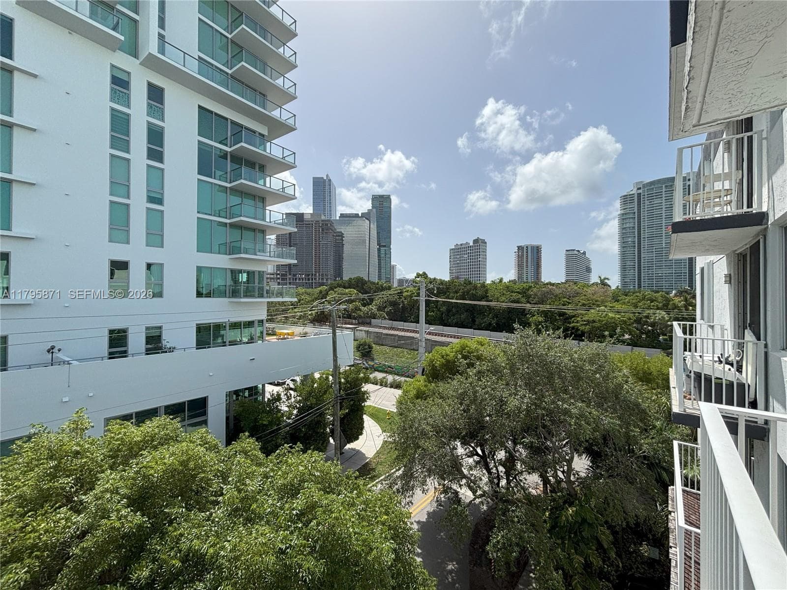 126 SW 17th Rd # 505, Miami FL 33129 — 11