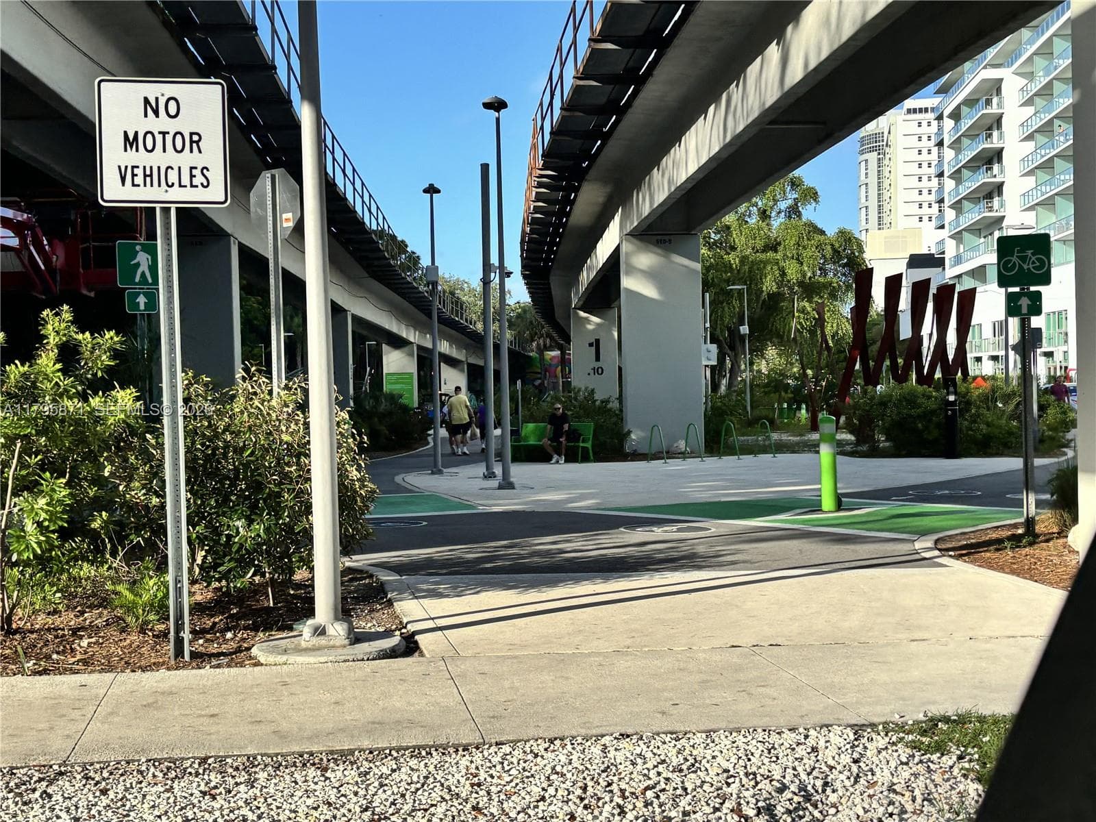 126 SW 17th Rd # 505, Miami FL 33129 — 25