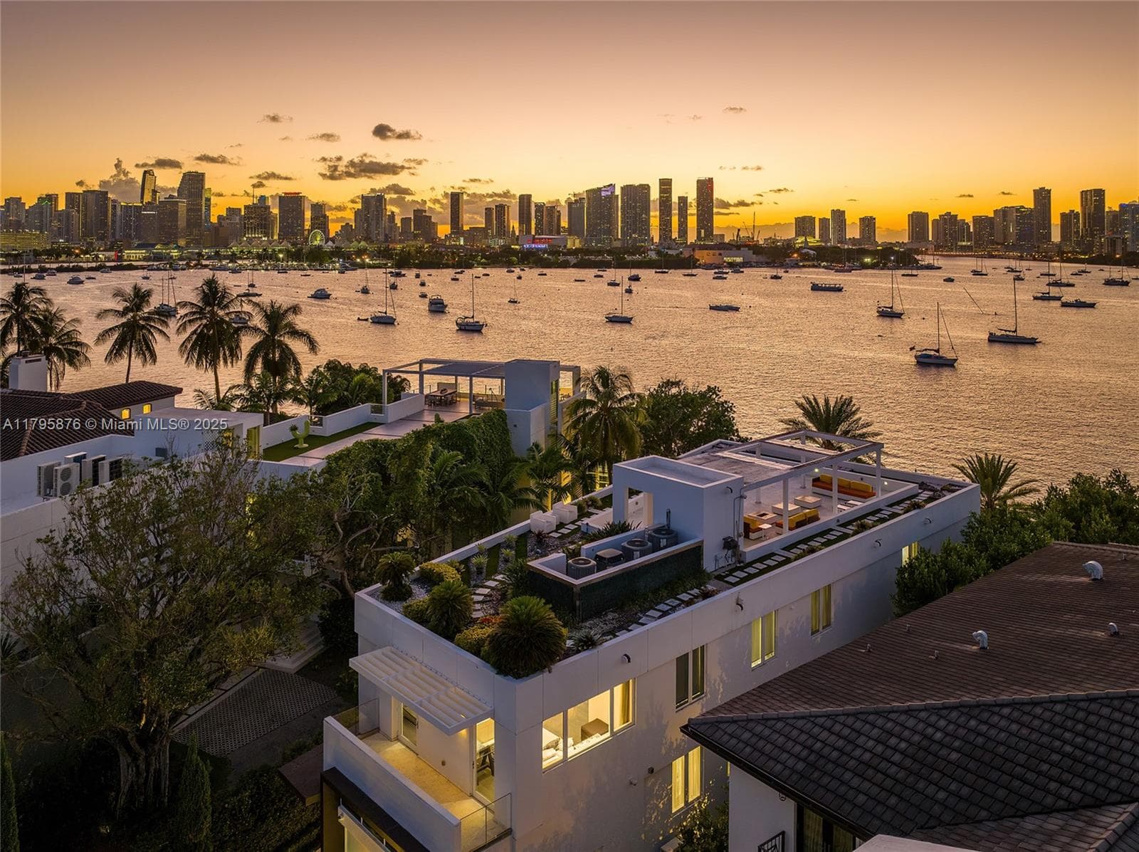 441 N Hibiscus Dr, Miami Beach FL 33139 — 85