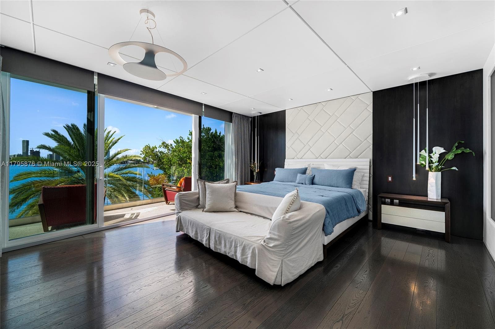 441 N Hibiscus Dr, Miami Beach FL 33139 — 39