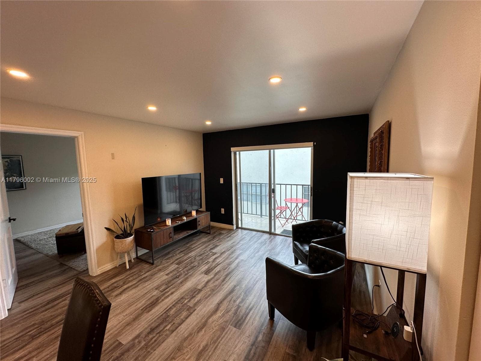 1605 Pennsylvania Ave # 303, Miami Beach FL 33139 — 6