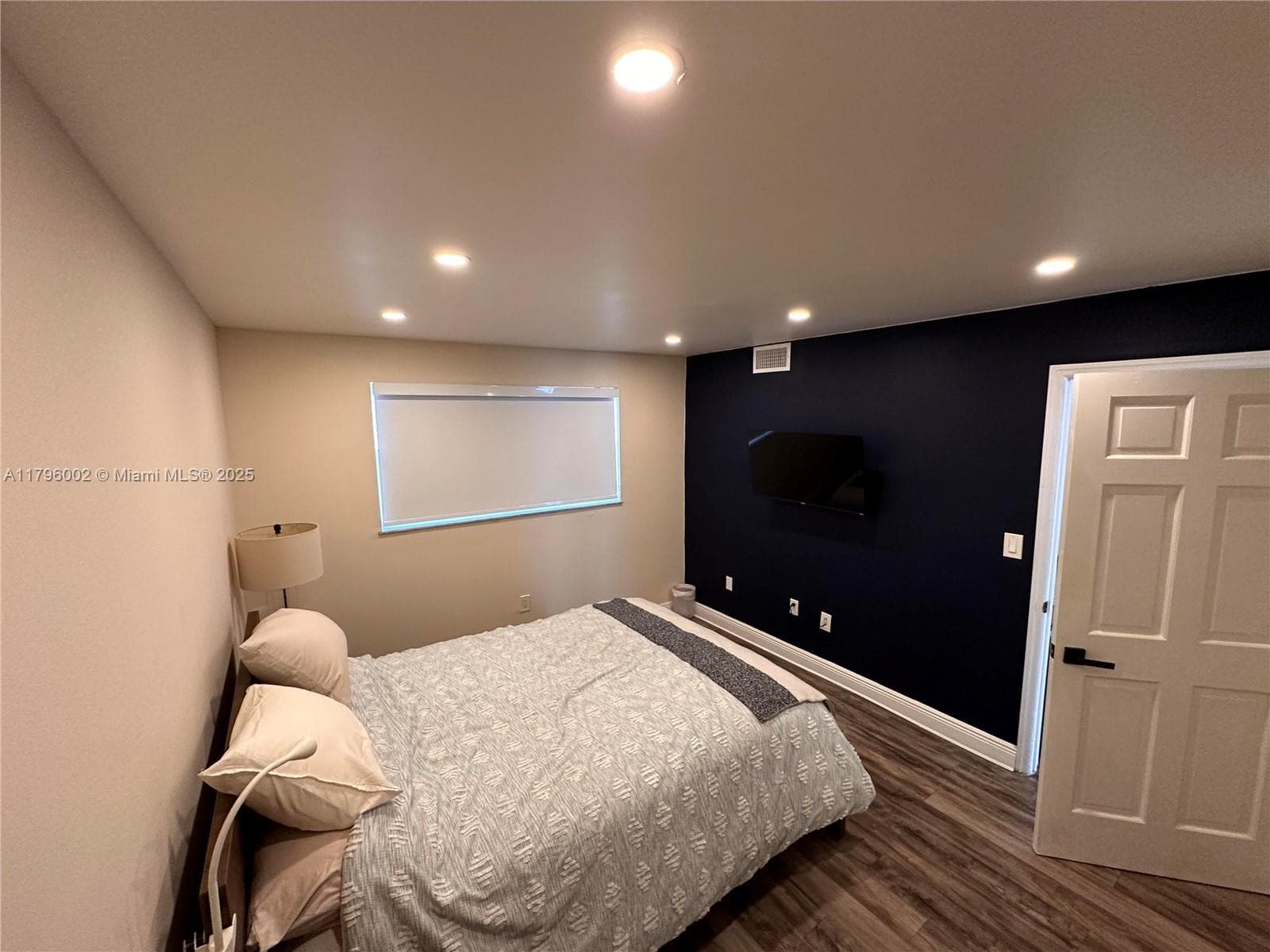1605 Pennsylvania Ave # 303, Miami Beach FL 33139 — 26