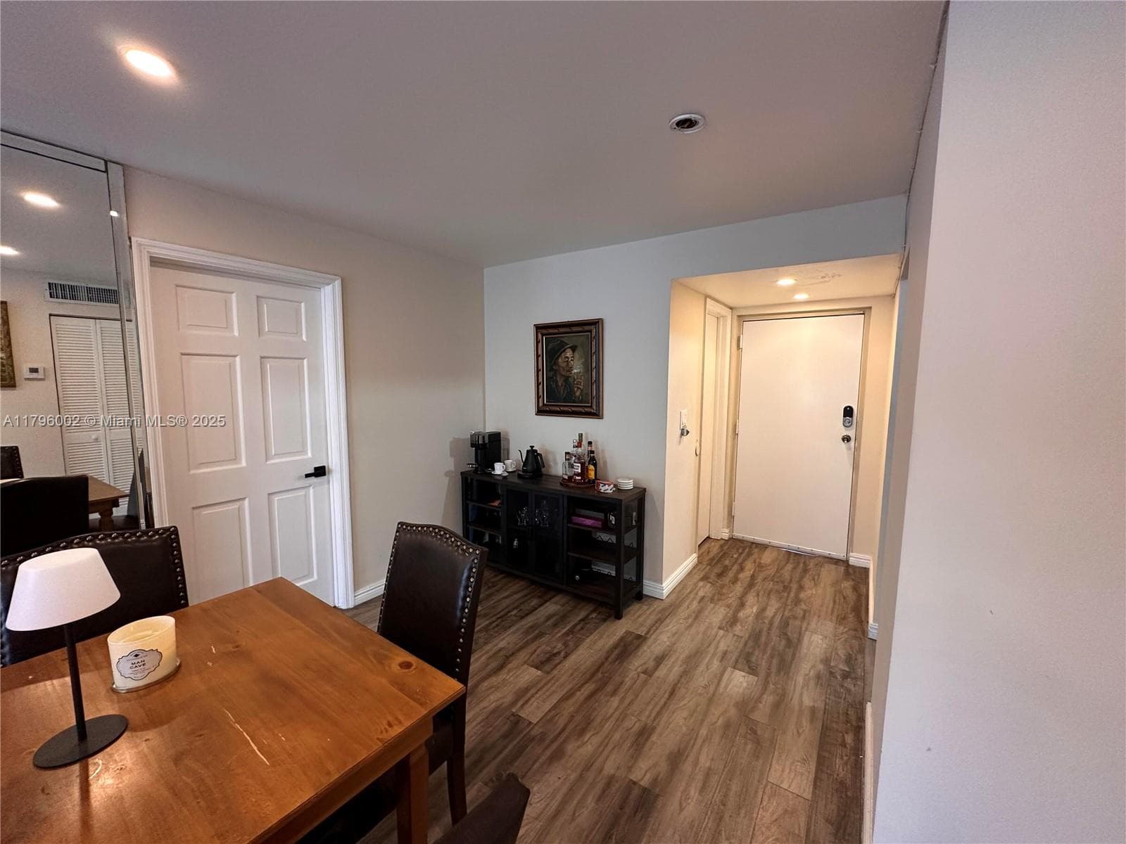 1605 Pennsylvania Ave # 303, Miami Beach FL 33139 — 24