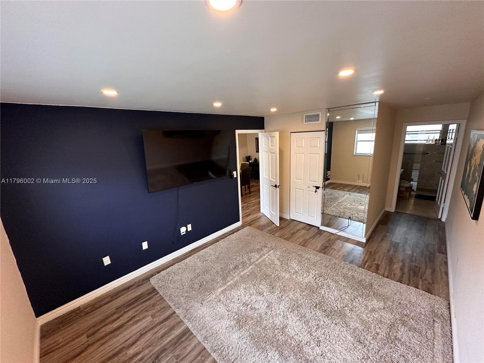 1605 Pennsylvania Ave # 303, Miami Beach FL 33139 — 10