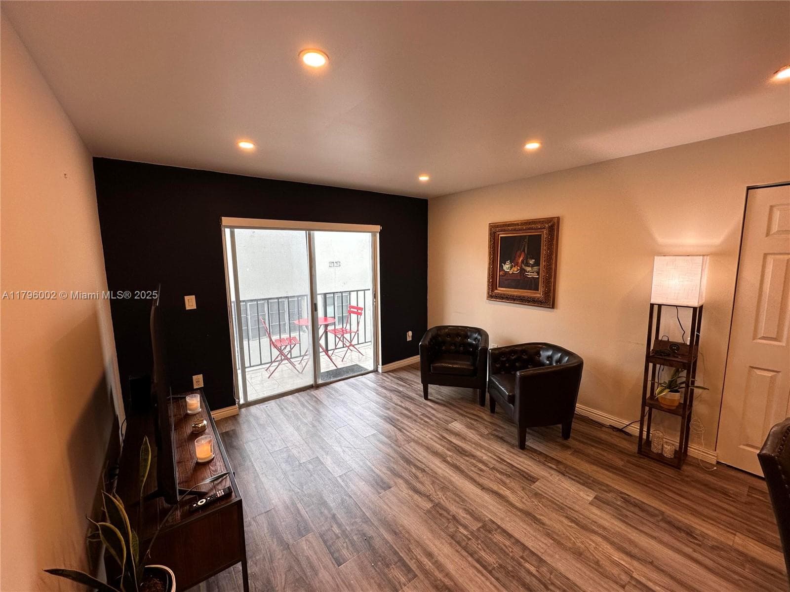 1605 Pennsylvania Ave # 303, Miami Beach FL 33139 — 4