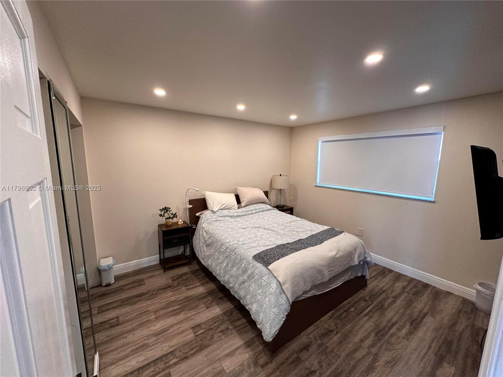 1605 Pennsylvania Ave # 303, Miami Beach FL 33139 — 25