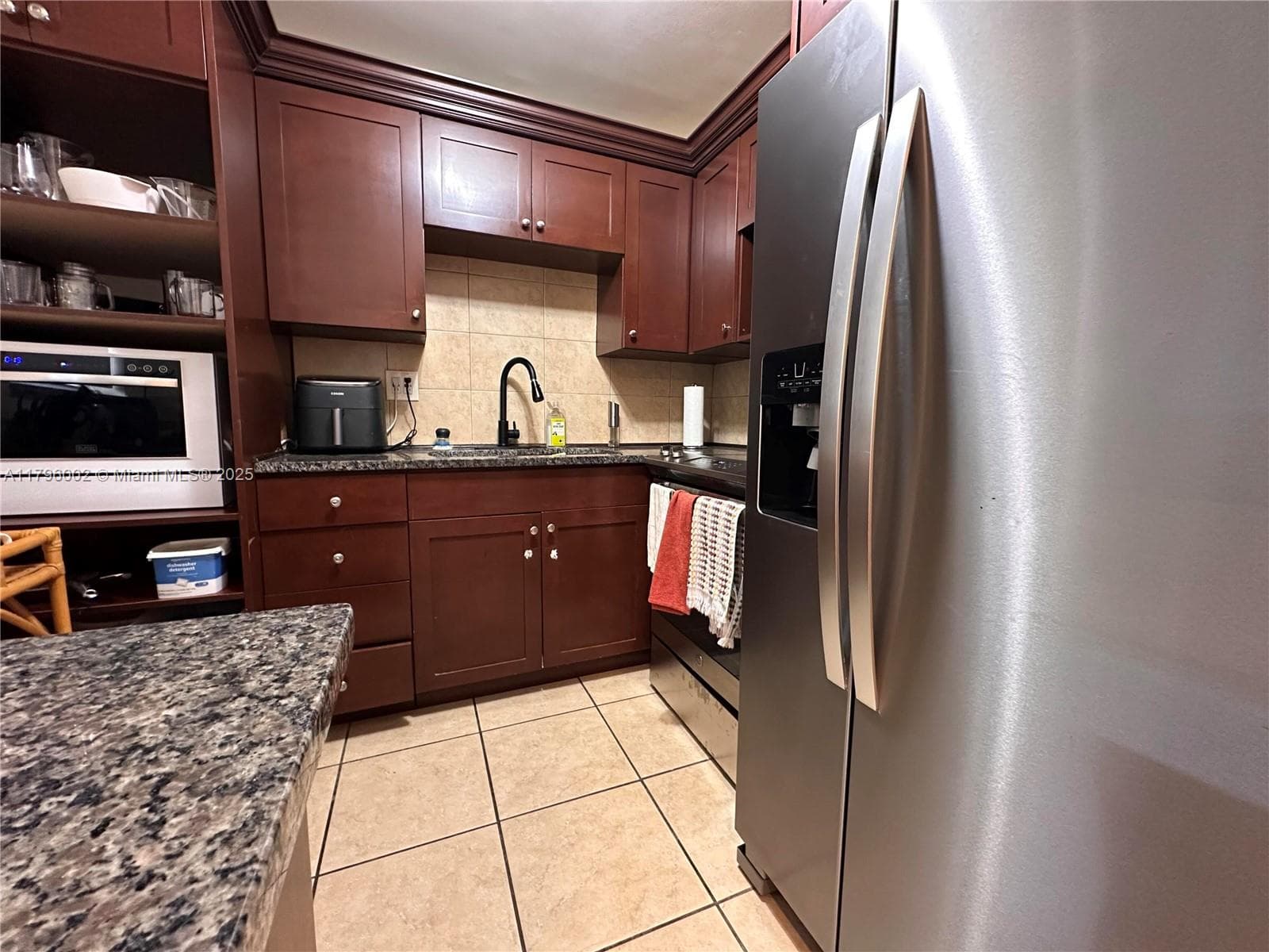1605 Pennsylvania Ave # 303, Miami Beach FL 33139 — 21