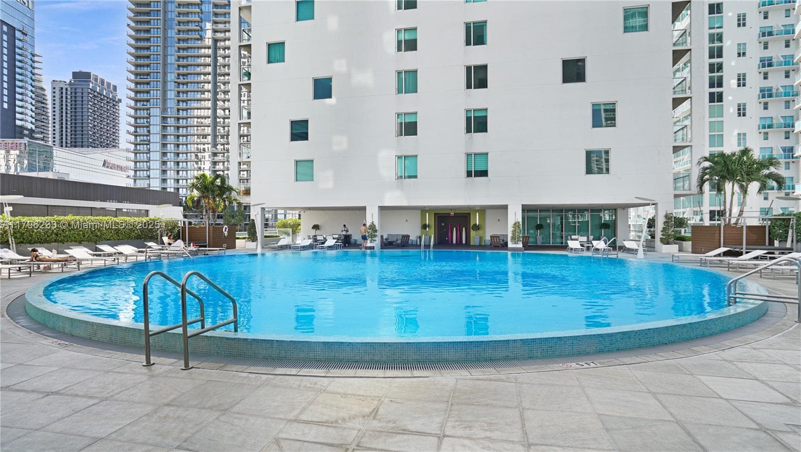 55 SE 6th St # 1804, Miami FL 33131 — 19