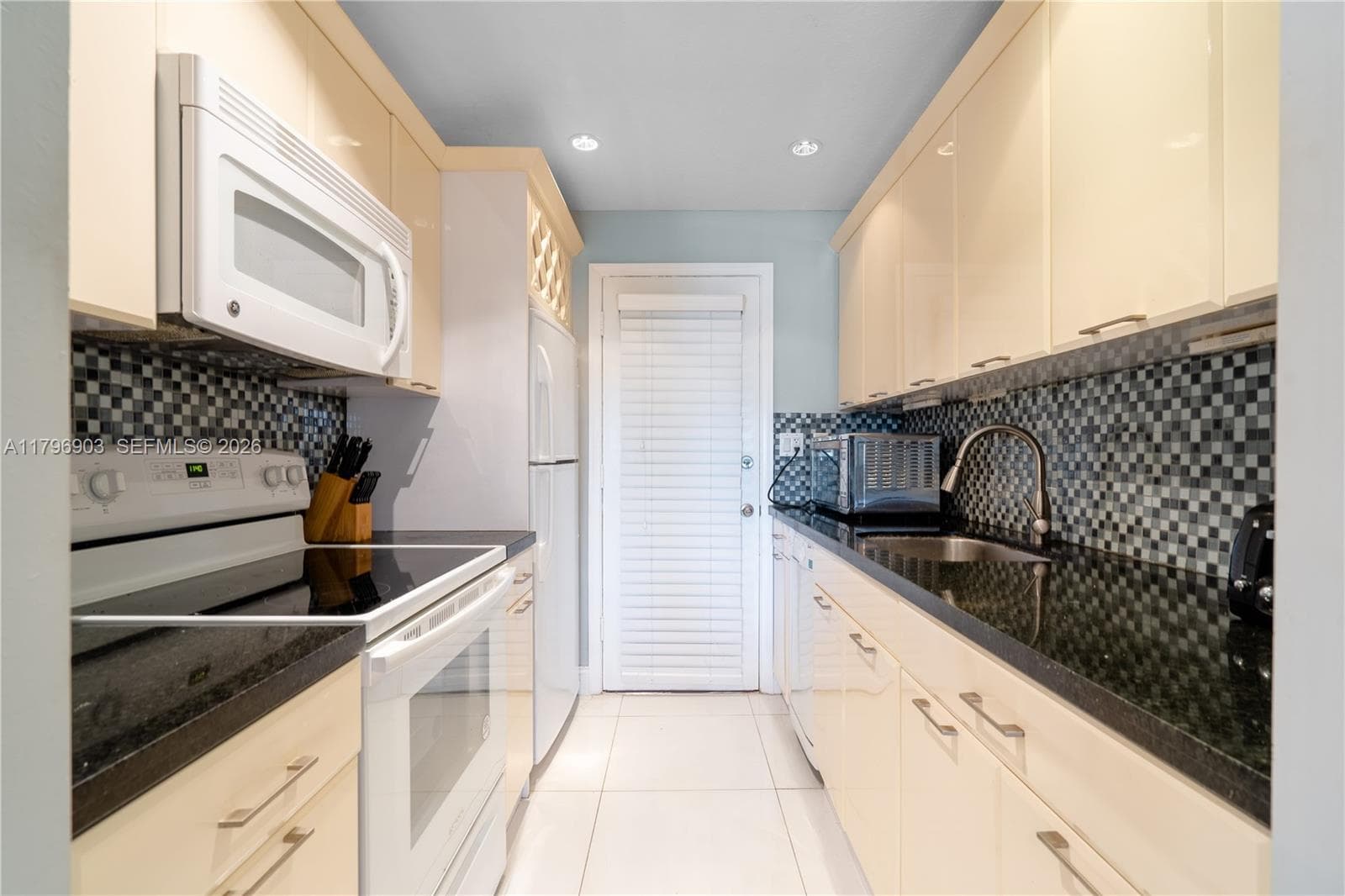 16900 NE 14th Ave # 201, North Miami Beach FL 33162 — 13