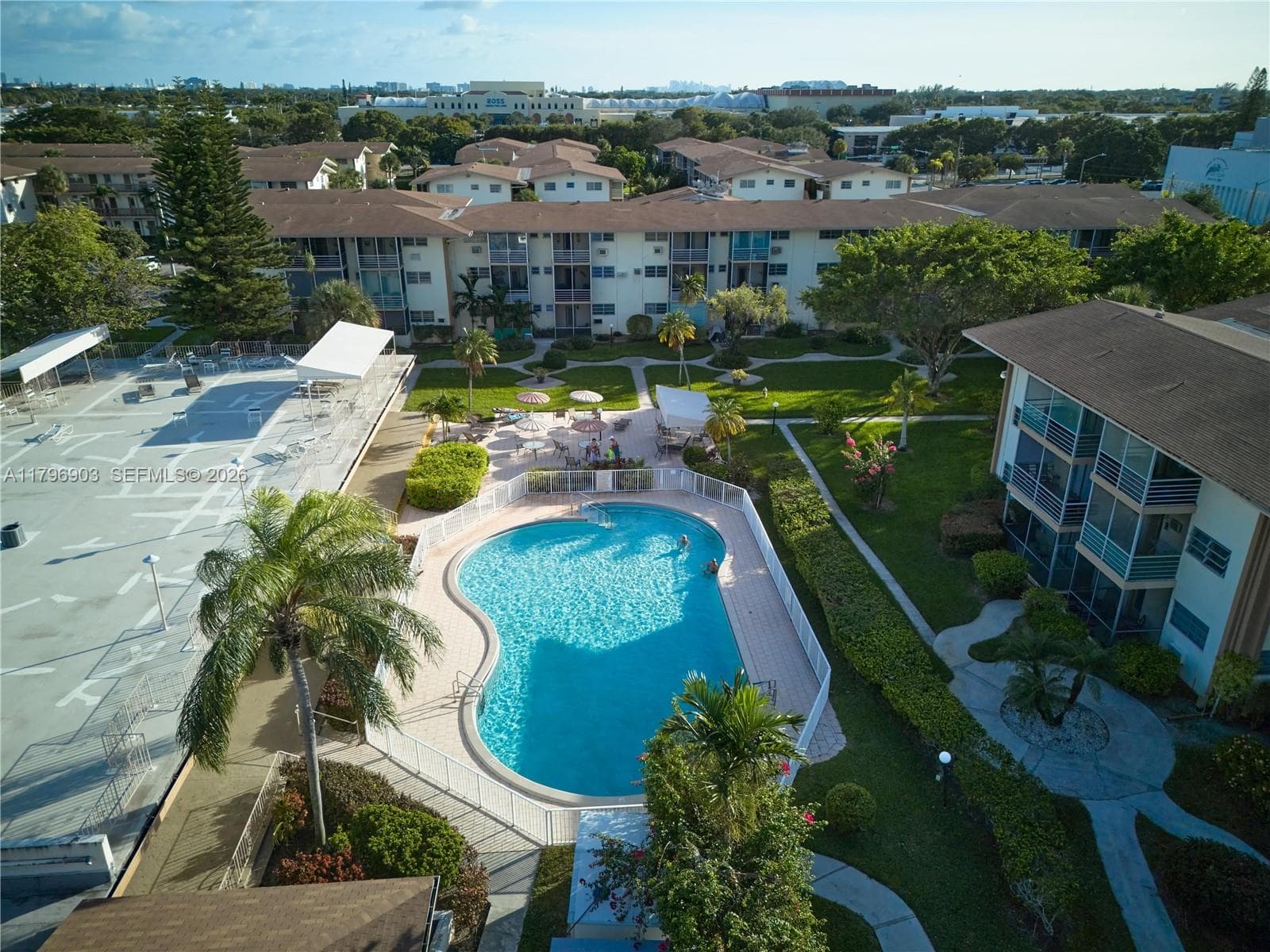 16900 NE 14th Ave # 201, North Miami Beach FL 33162 — 28