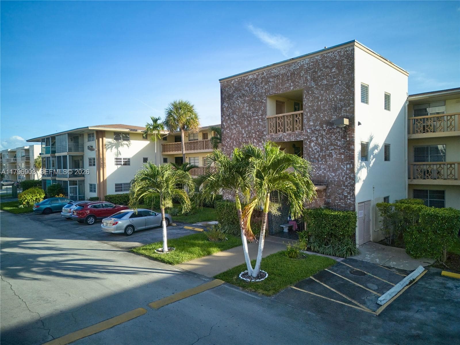 16900 NE 14th Ave # 201, North Miami Beach FL 33162 — 35