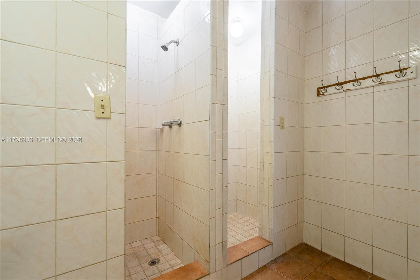 16900 NE 14th Ave # 201, North Miami Beach FL 33162 — 25