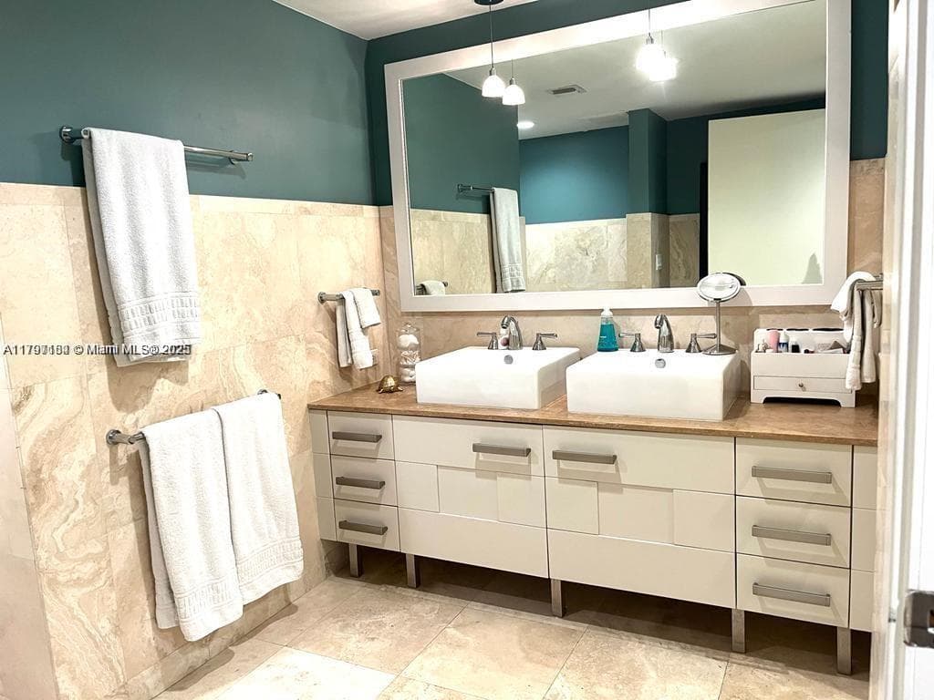 3540 Main Hwy # 204, Miami FL 33133 — 7
