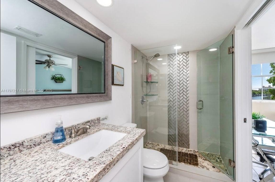 19999 E Country Club Dr # 1202, Aventura FL 33180 — 17