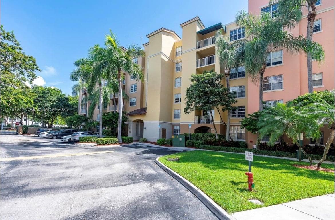 19999 E Country Club Dr # 1202, Aventura FL 33180 — 28