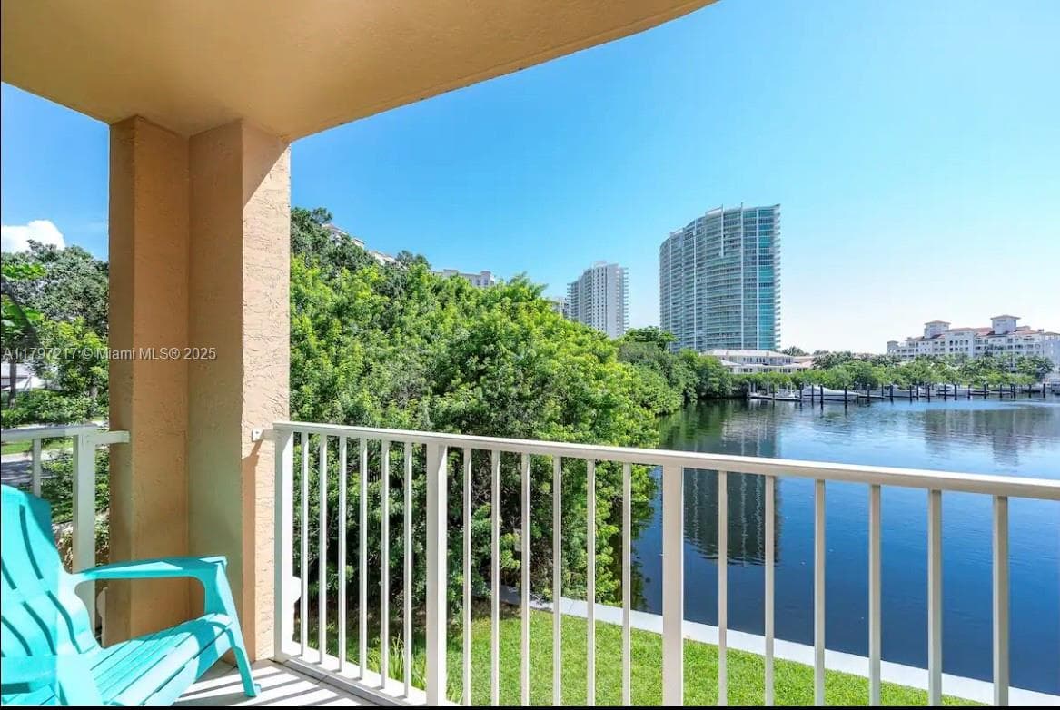 19999 E Country Club Dr # 1202, Aventura FL 33180 — 24