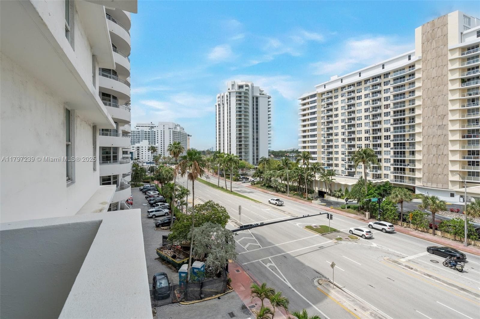 5601 Collins Ave # 615, Miami Beach FL 33140 — 6