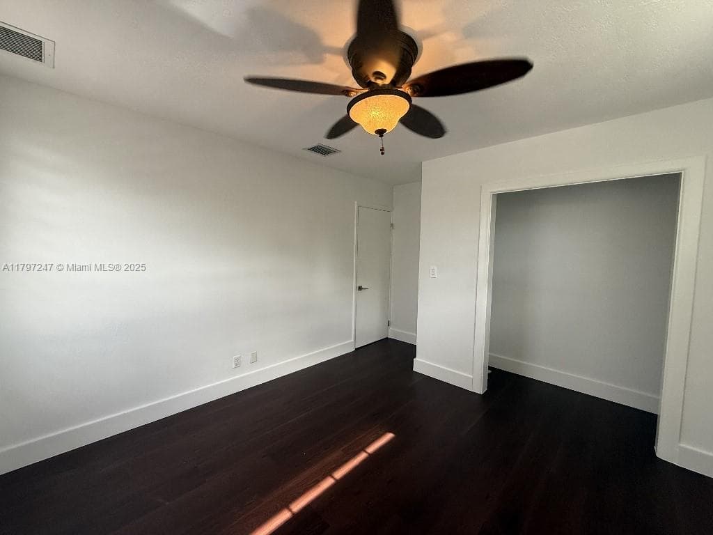 18211 SW 95th Ct, Palmetto Bay FL 33157 — 33