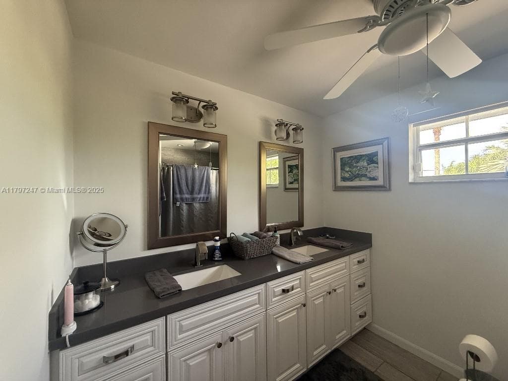 18211 SW 95th Ct, Palmetto Bay FL 33157 — 31