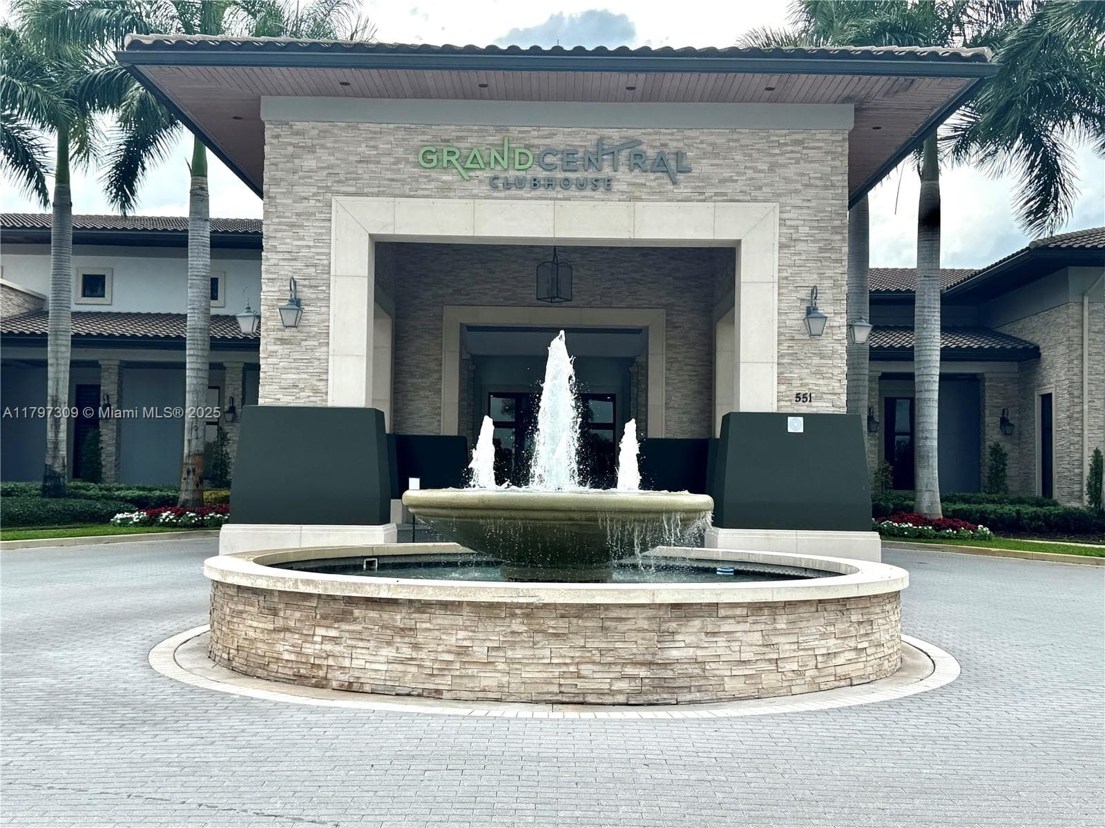 8175 NW 104th Ave # 21, Doral FL 33178 — 36