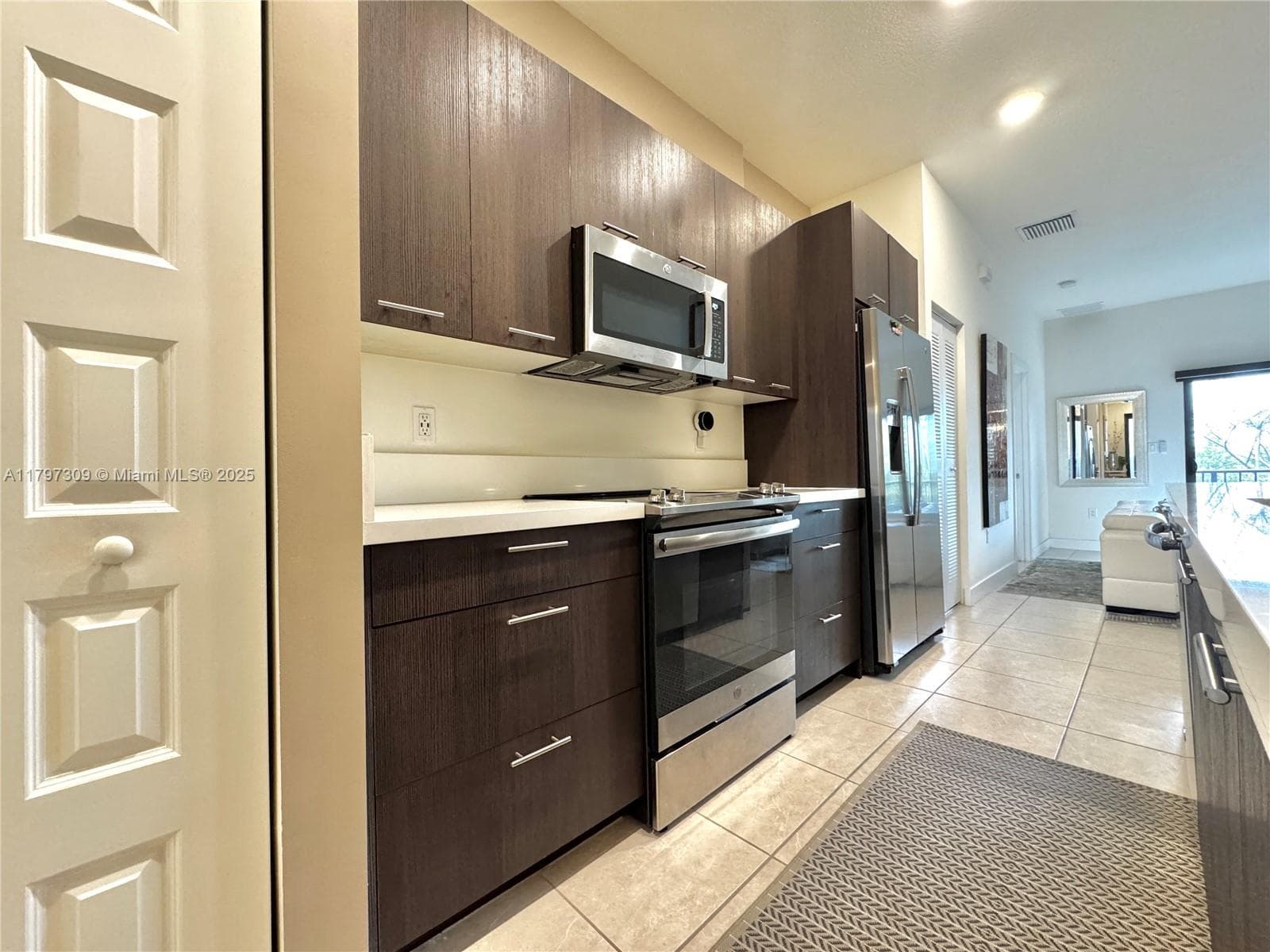 8175 NW 104th Ave # 21, Doral FL 33178 — 8