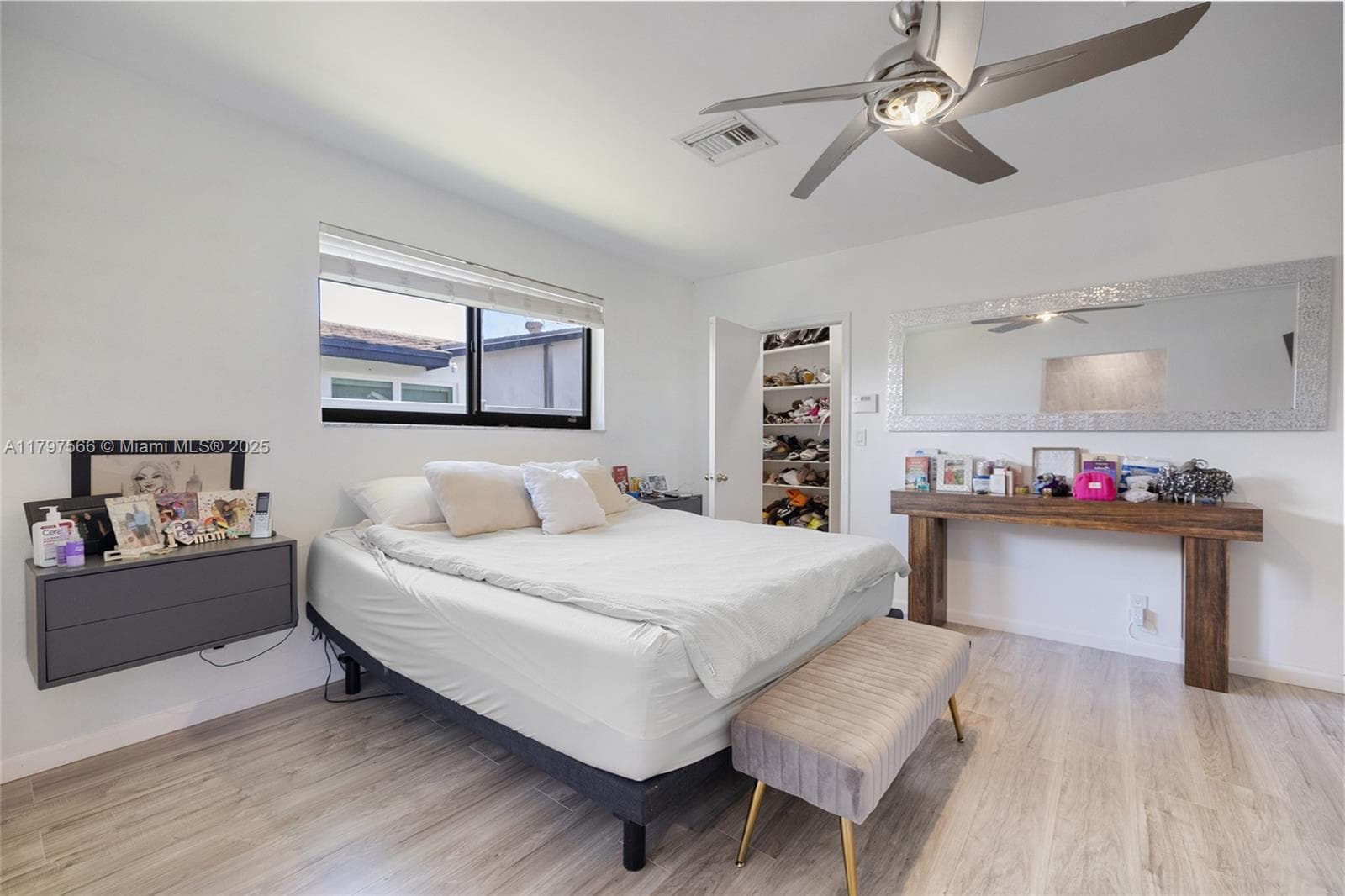 20375 NE 22nd Pl, Miami FL 33180 — 28
