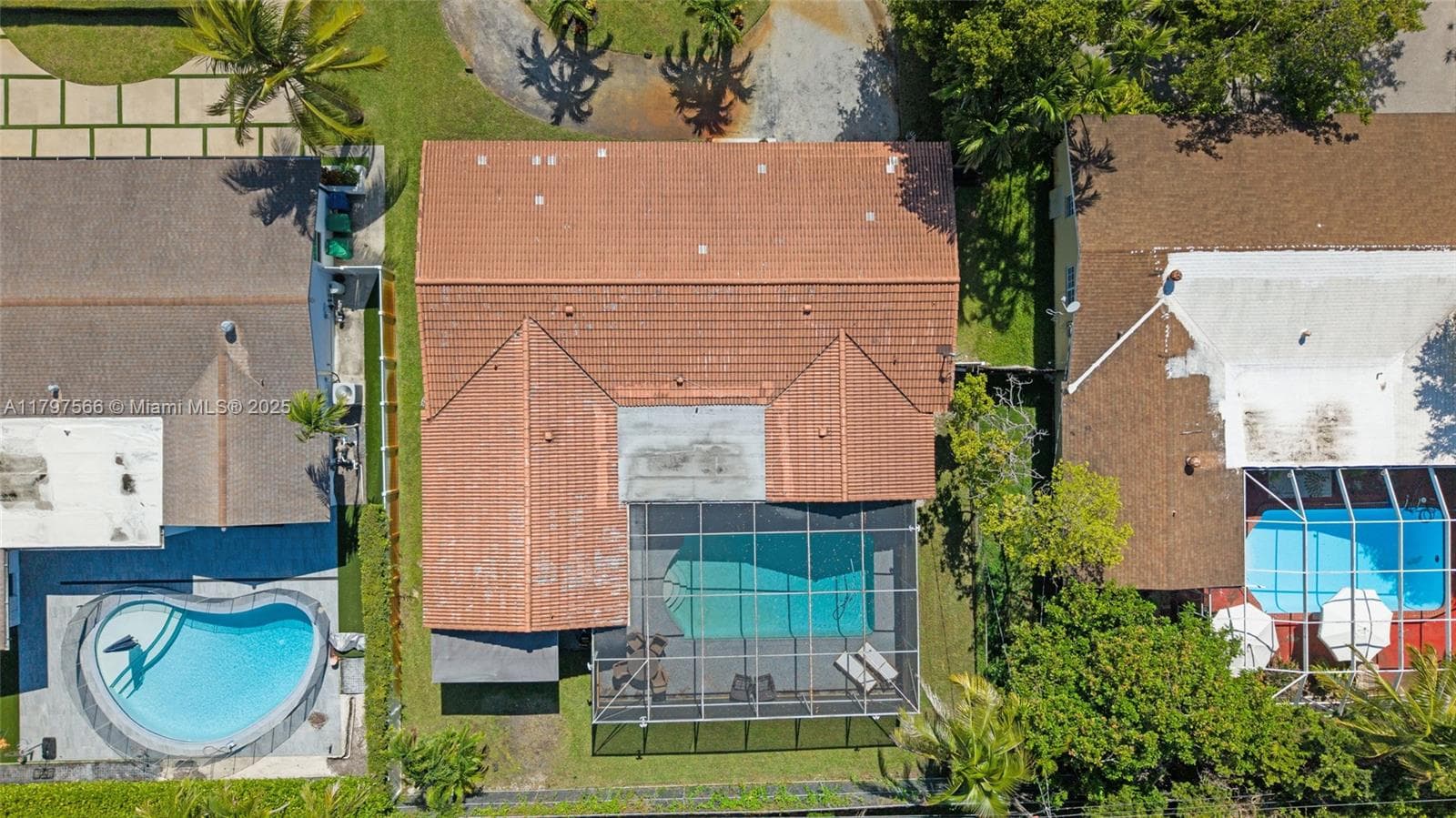 20375 NE 22nd Pl, Miami FL 33180 — 55