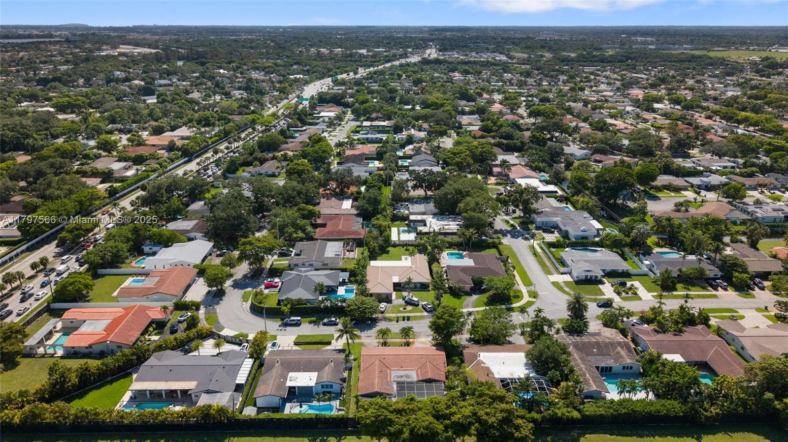 20375 NE 22nd Pl, Miami FL 33180 — 60