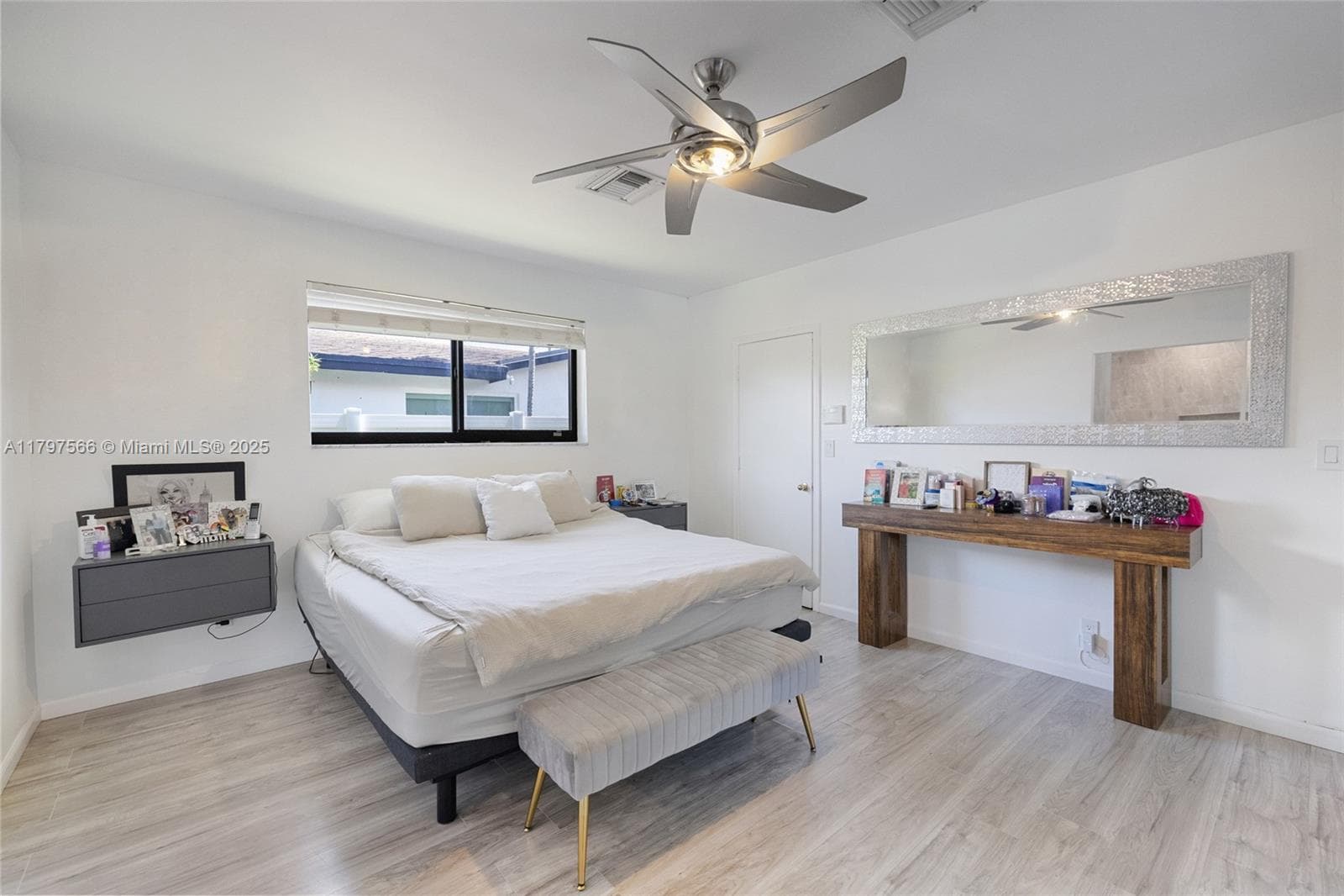 20375 NE 22nd Pl, Miami FL 33180 — 29