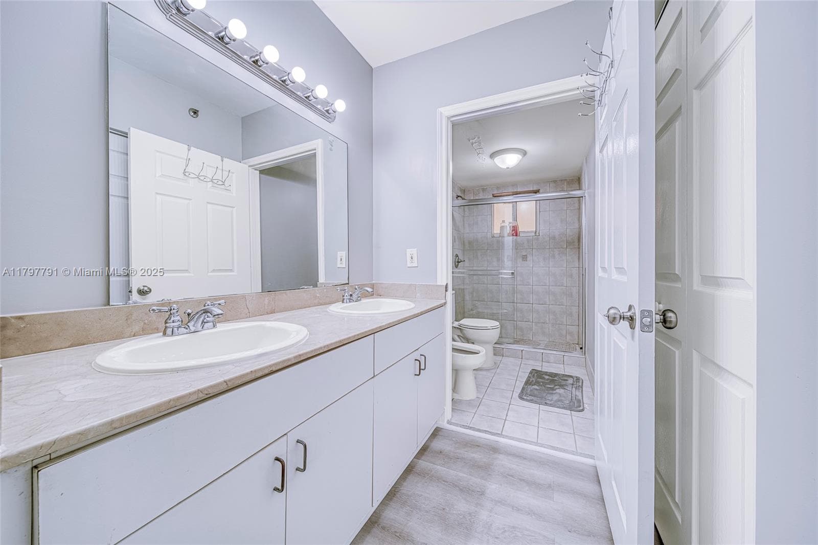 8888 Collins Ave # 201, Surfside FL 33154 — 22