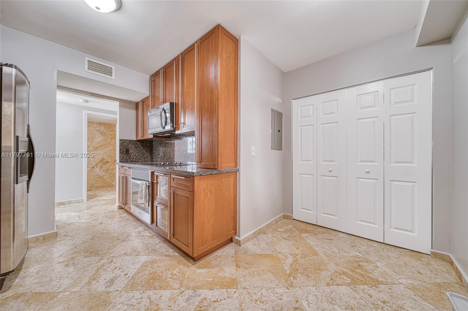 8888 Collins Ave # 201, Surfside FL 33154 — 14