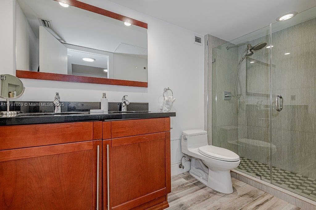2301 Collins Ave # 1532, Miami Beach FL 33139 — 27